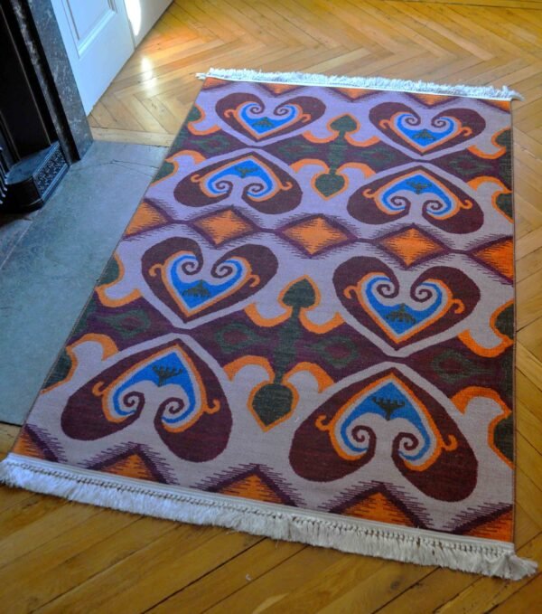 Petit tapis unique vert style vintage annees 1970s